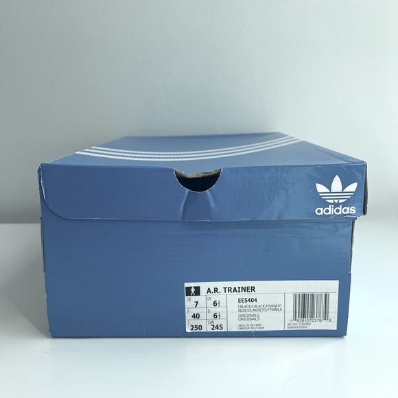 SOLD - adidas AR Trainer - new with tags - Picture 5 of 5